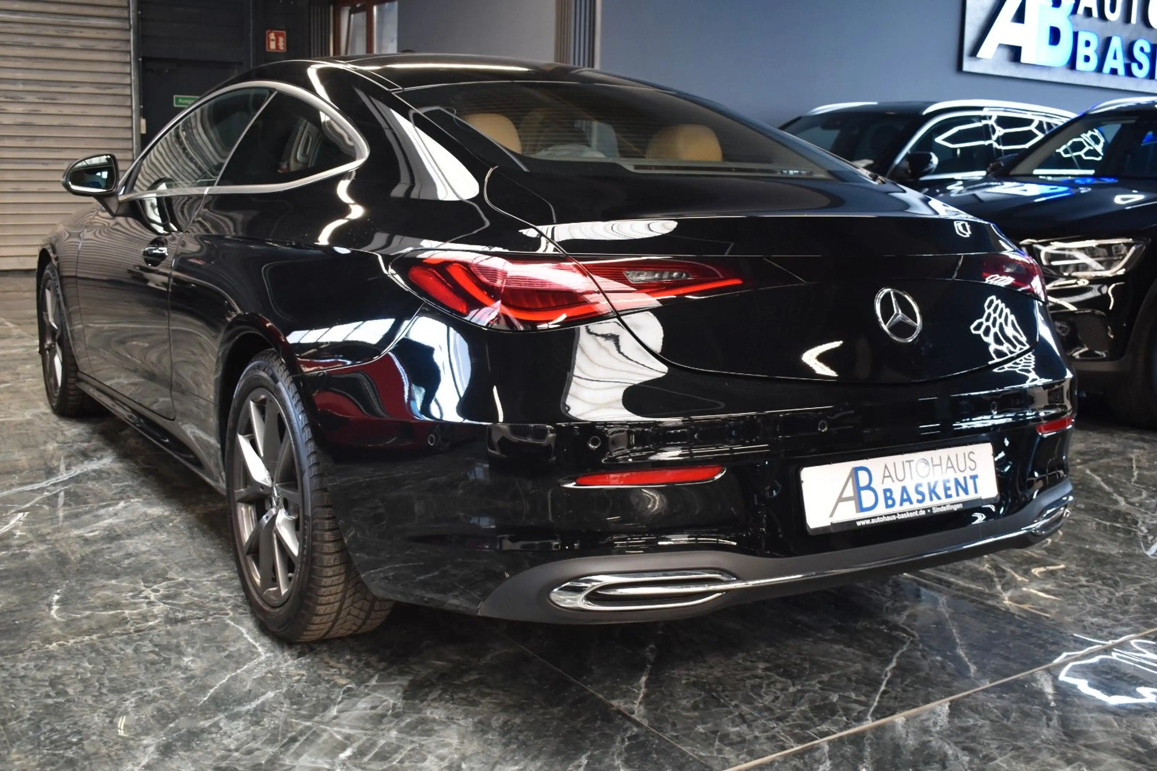 Mercedes-Benz CLE 220 d COUPE Avantgarde*PANO*LEDER*BURMESTER* — photo 5