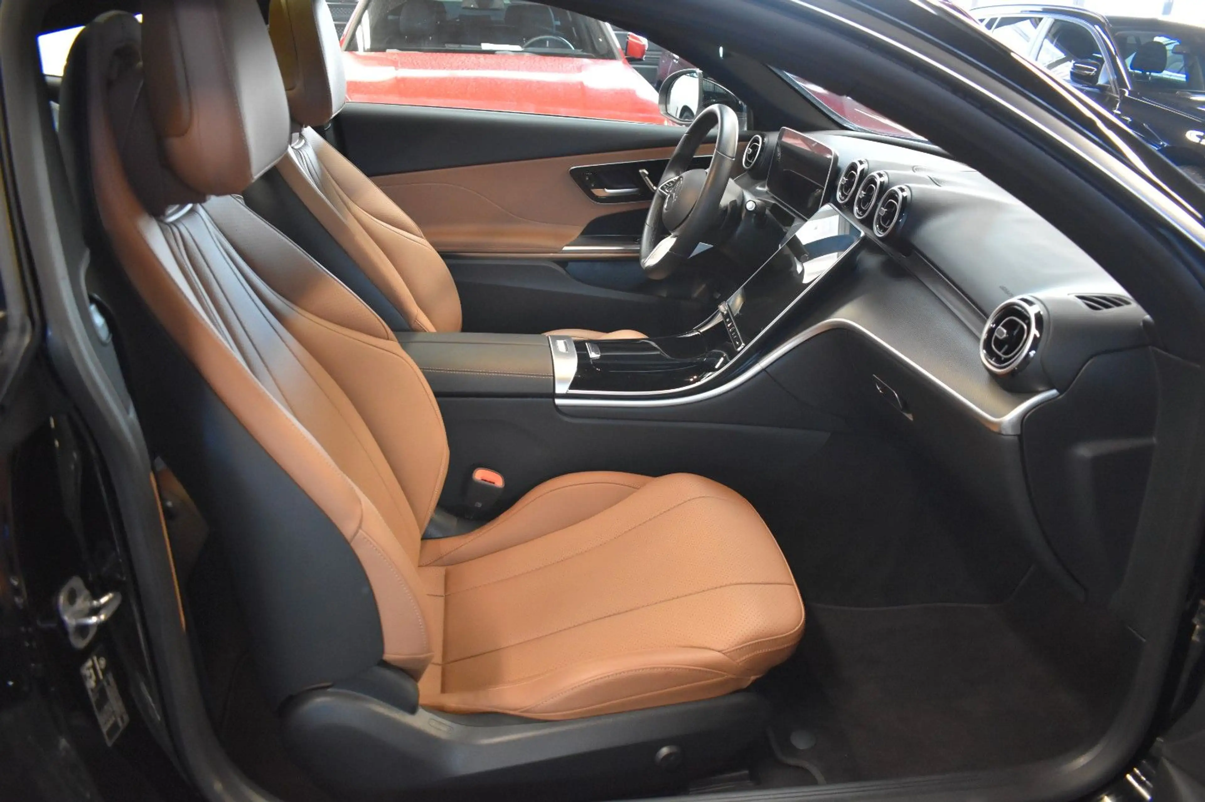 Mercedes-Benz CLE 220 d COUPE Avantgarde*PANO*LEDER*BURMESTER* — photo 6