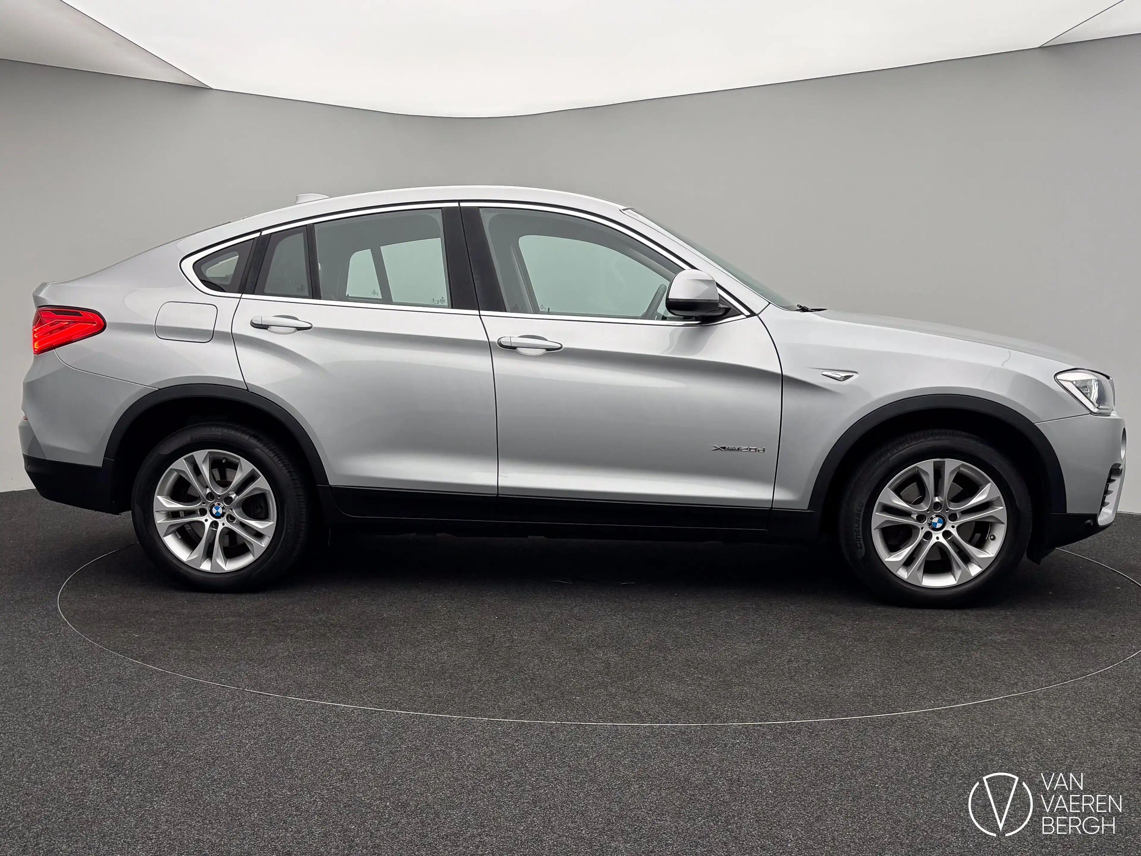 BMW X4 xDrive20d/ LED/ VERW ZETELS/ MOOIE STAAT — photo 13
