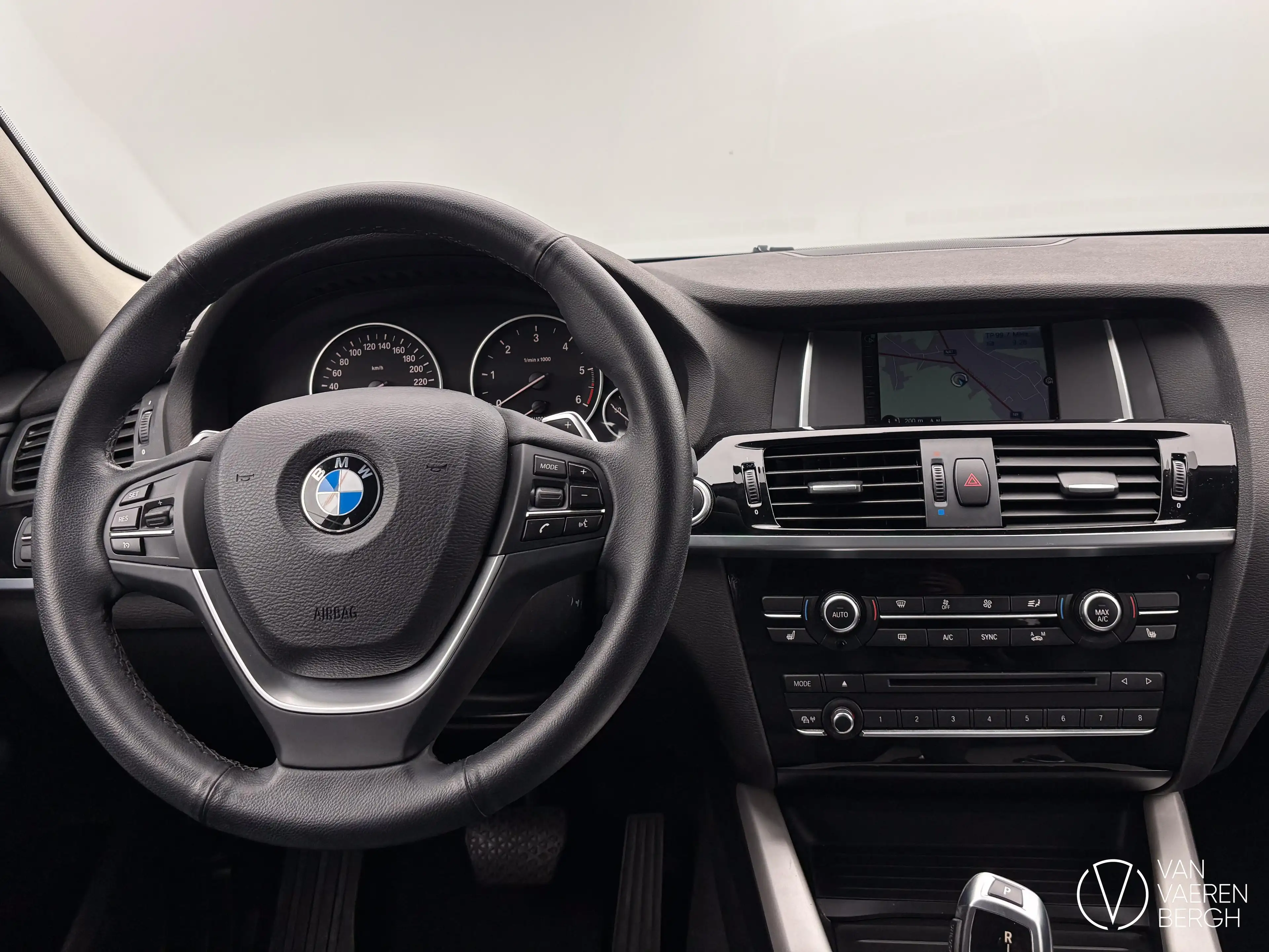 BMW X4 xDrive20d/ LED/ VERW ZETELS/ MOOIE STAAT — photo 12