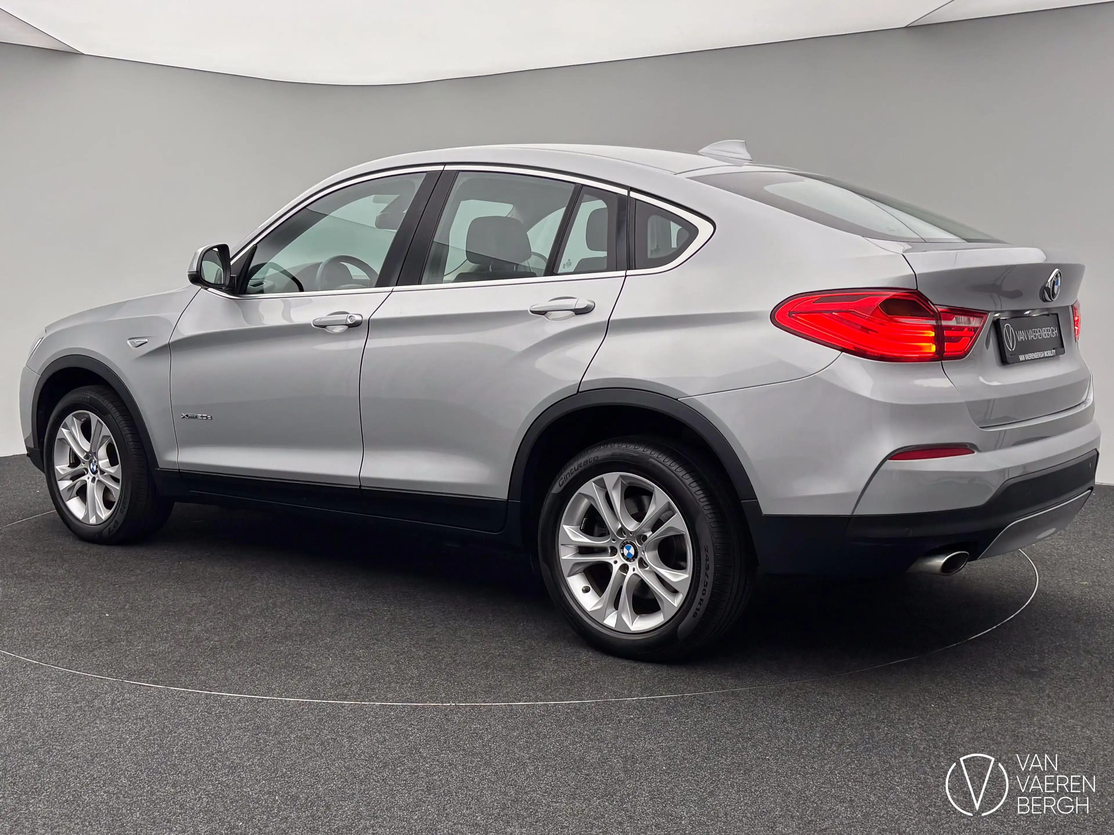 BMW X4 xDrive20d/ LED/ VERW ZETELS/ MOOIE STAAT — photo 15