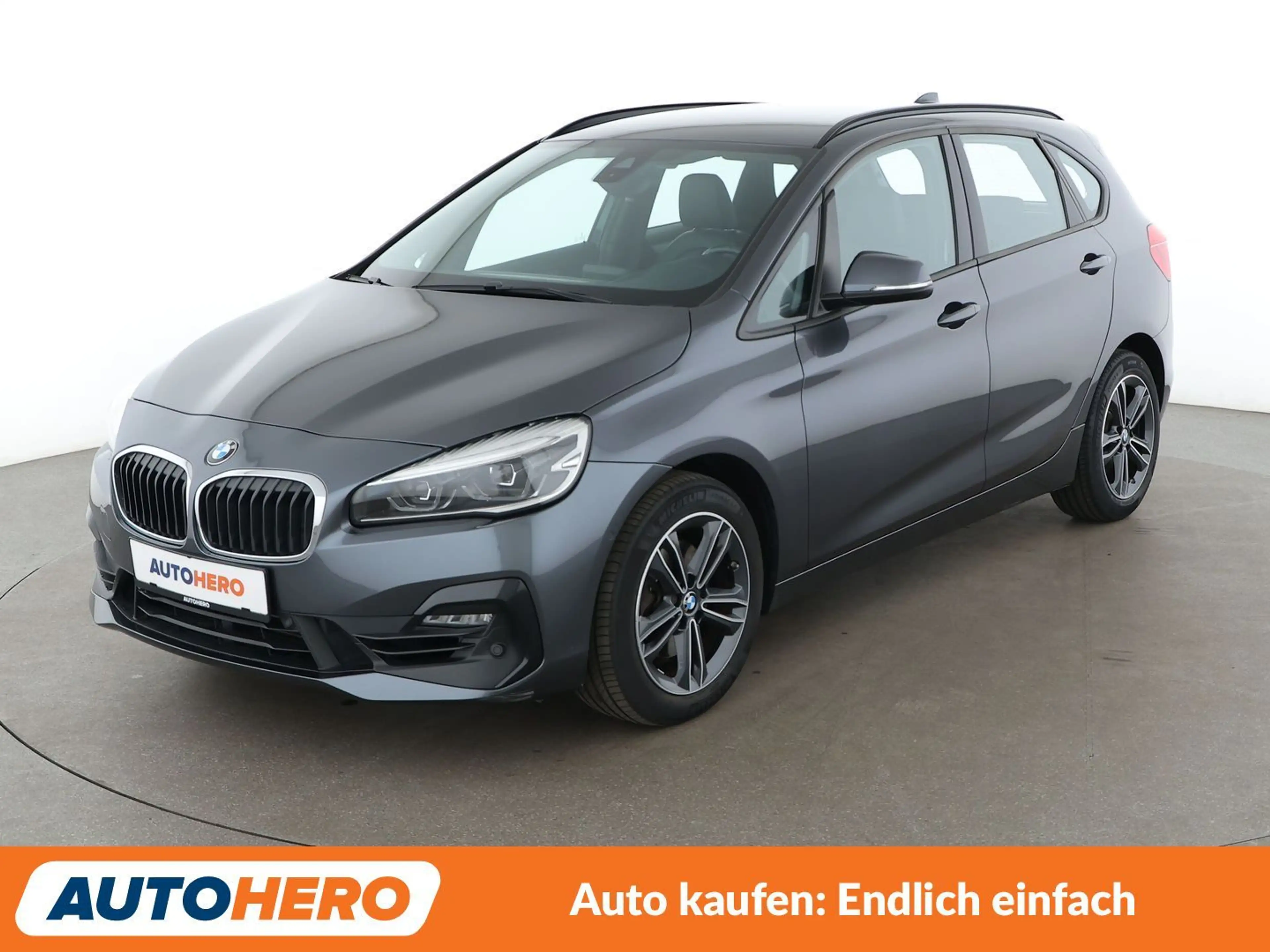 BMW 220 220i Active Tourer Advantage Aut.*NAVI*PDC*TEMPO*