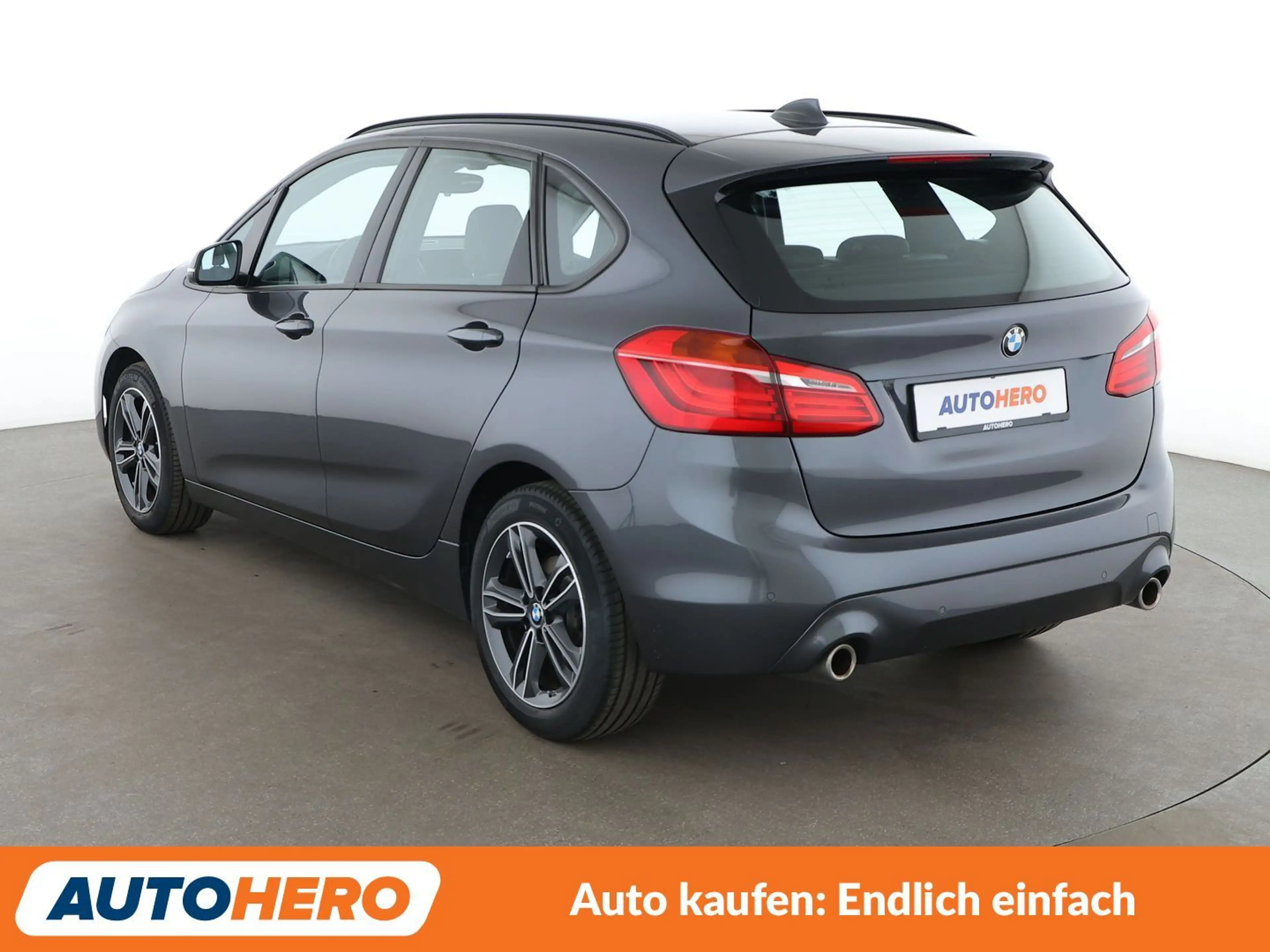 BMW 220 220i Active Tourer Advantage Aut.*NAVI*PDC*TEMPO* — photo 4