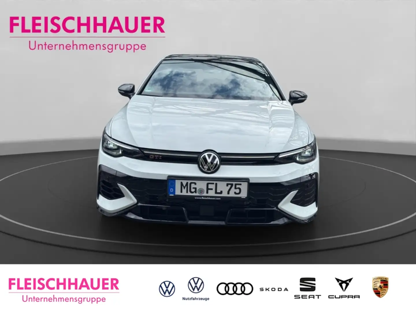 Volkswagen Golf GTI VIII Clubsport 2.0 TSI HUD Pano Navi Matrix H&K White - 2