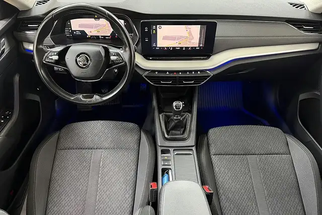 Skoda Octavia view 5