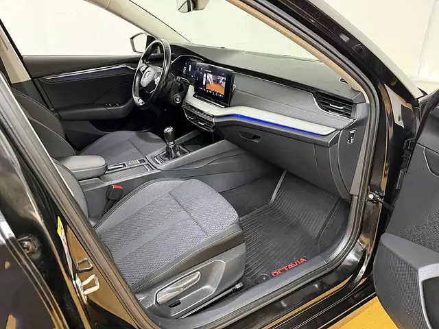 Skoda Octavia view 10