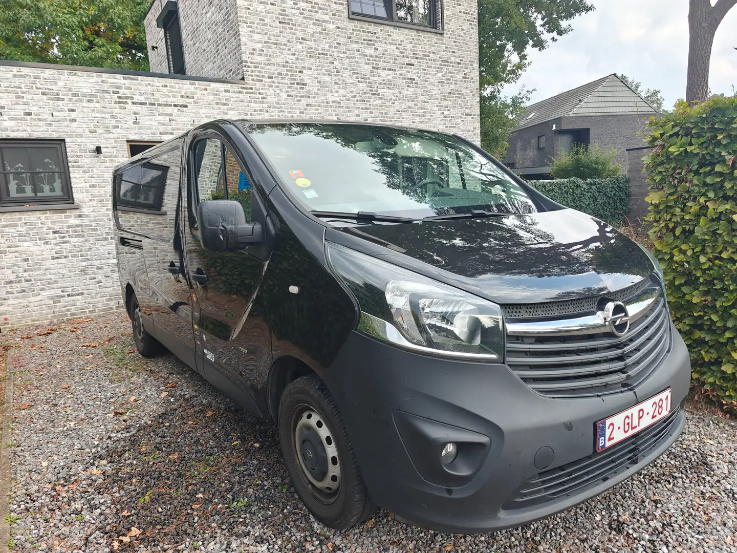 Opel Vivaro Vivaro 1.6 CDTI L2H1 zelfbouwcamper Noir - 1