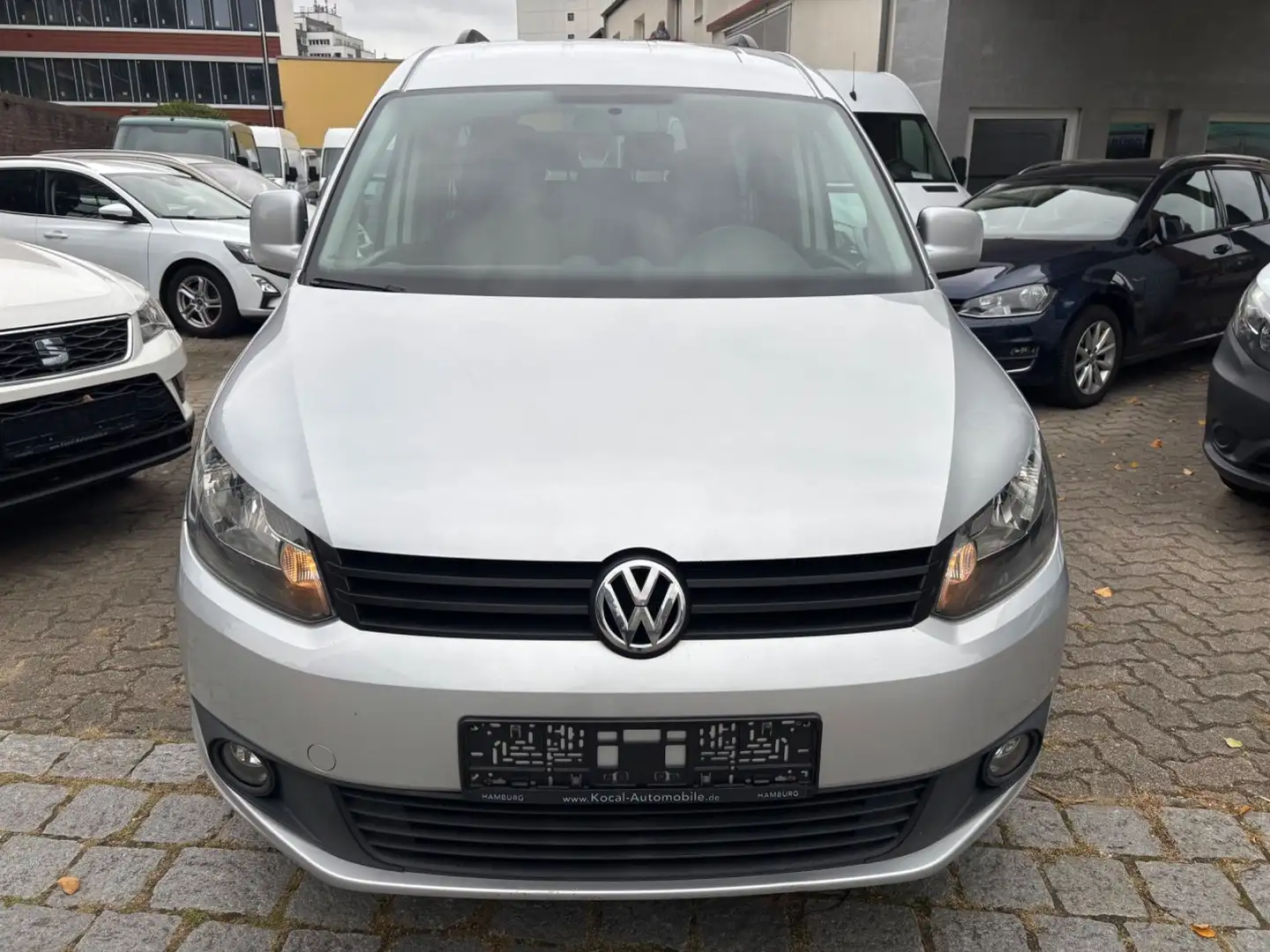 Volkswagen Caddy Maxi 7-Sitze/NAVI/KLIMAAUT./SITZH. Silber - 2