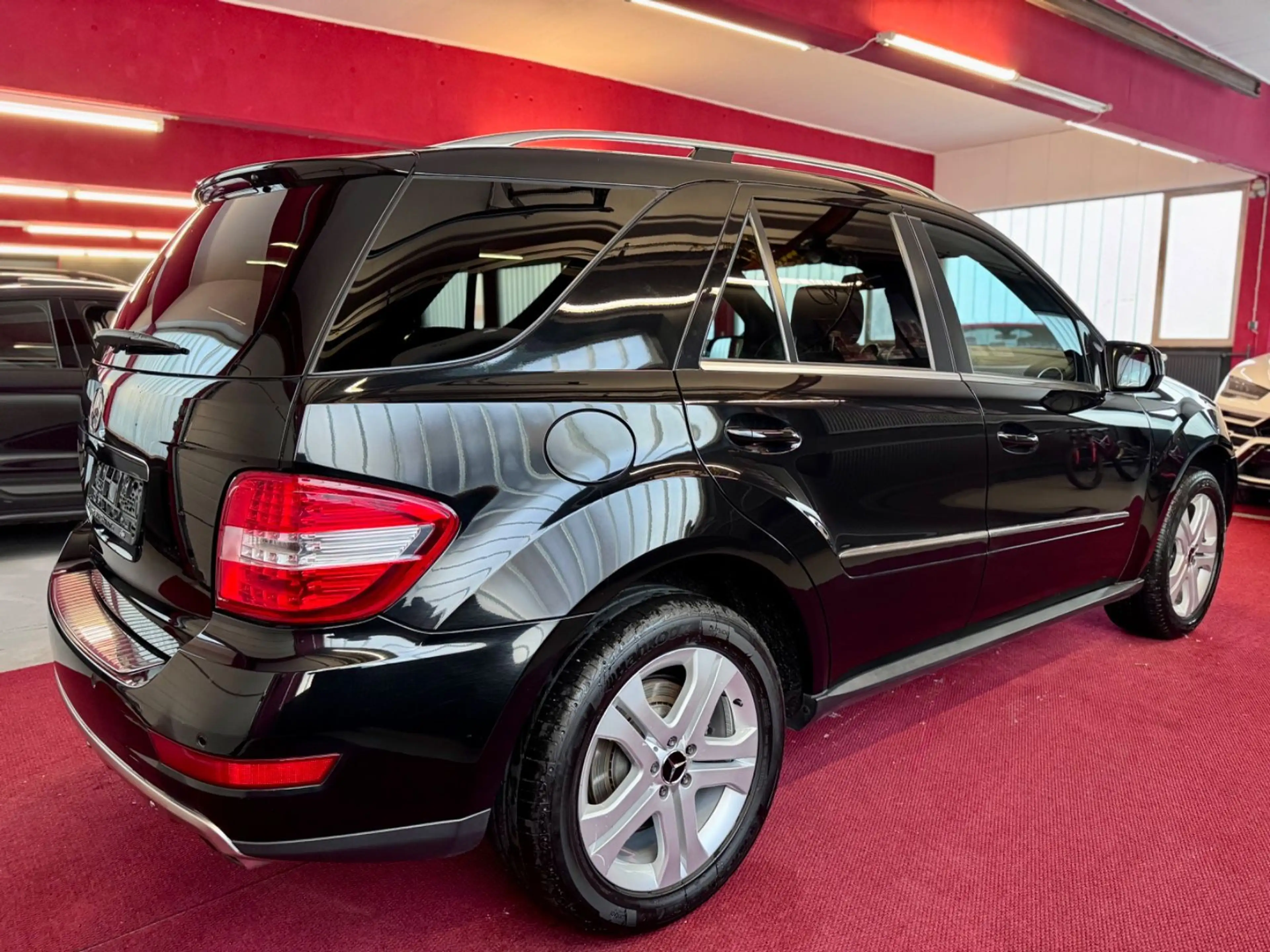 Mercedes-Benz ML 500 Sportpaket Airmatic Kamera BiXenon Memory — photo 6