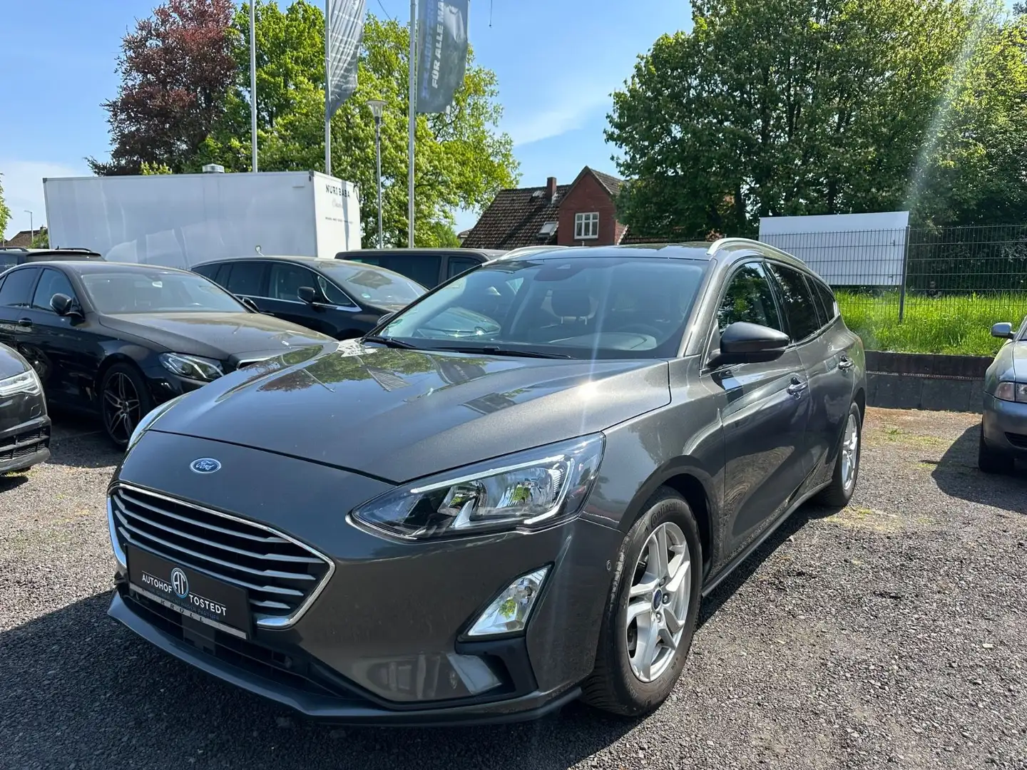 Ford Focus Turnier 1.5 Ecoboost*ParkAssist+R-Kamera Grijs - 1