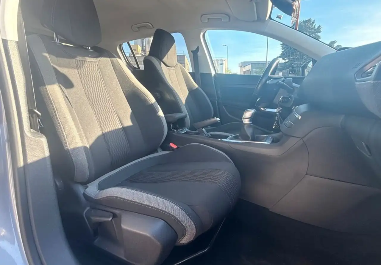Peugeot 308 308 — photo 6