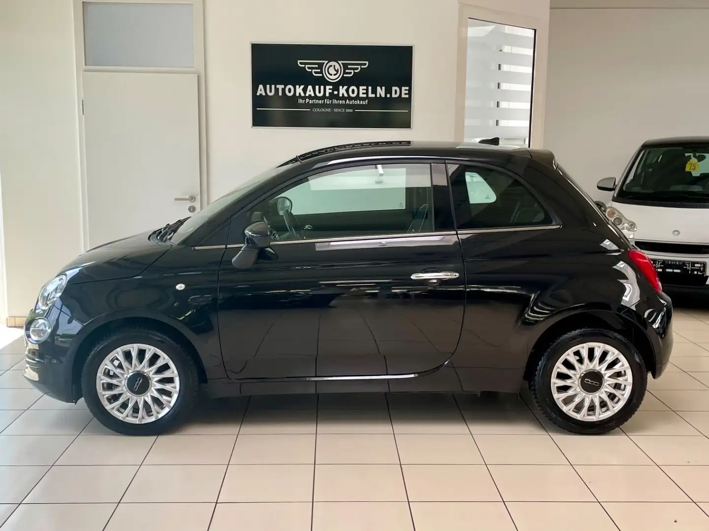 Fiat 500 1,2 Lounge/Klima/Android/Carplay Schwarz - 1