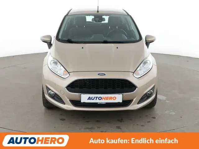 Ford Fiesta view 9