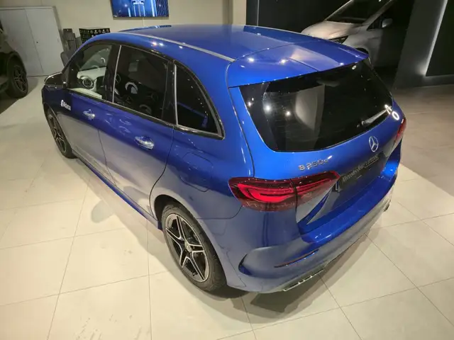 Mercedes-Benz B-Class view 15