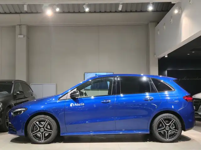 Mercedes-Benz B-Class view 13