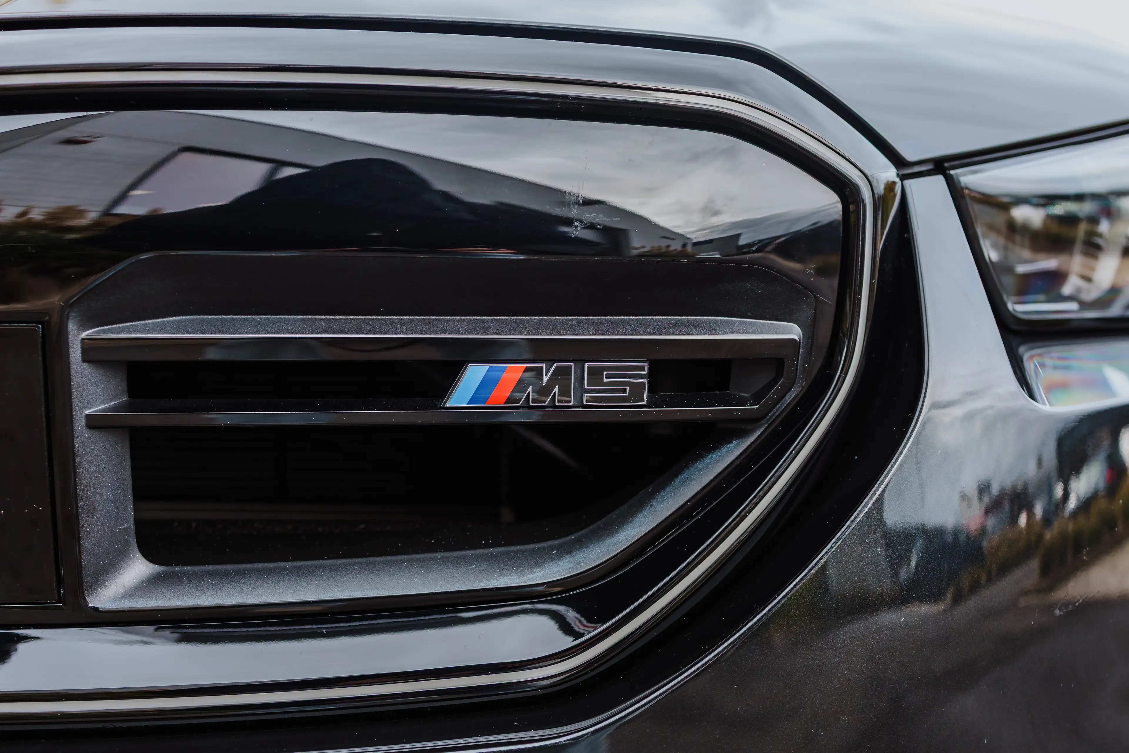 BMW M5 M5 Touring PHEV 4.4 AS (535 kW) — photo 14