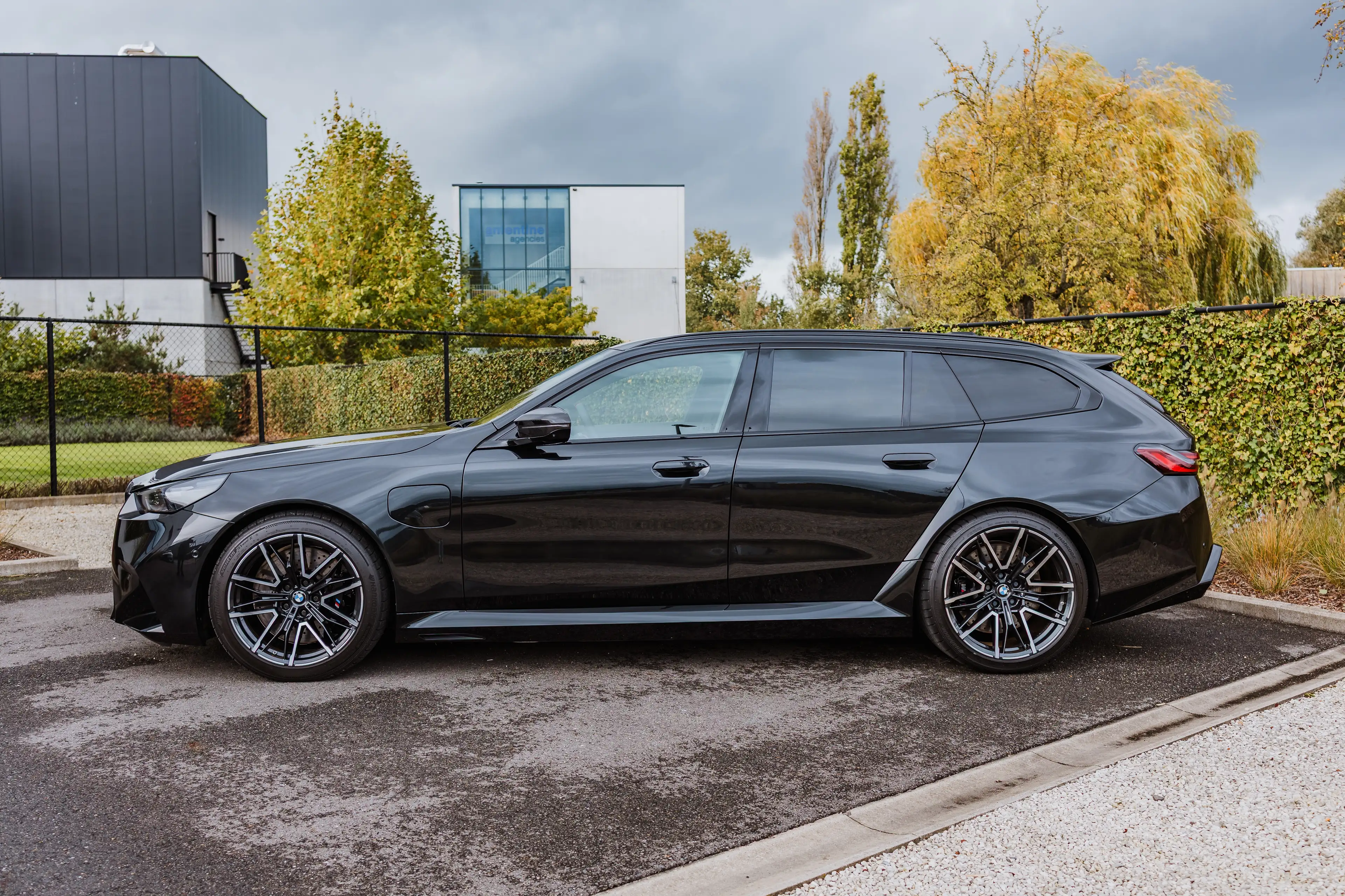 BMW M5 M5 Touring PHEV 4.4 AS (535 kW) — photo 3