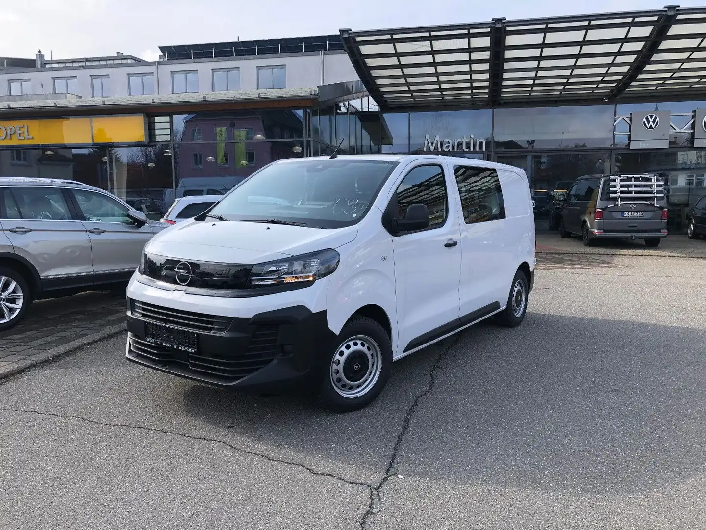 Opel Vivaro Cargo M 2.0 Diesel Weiß - 1