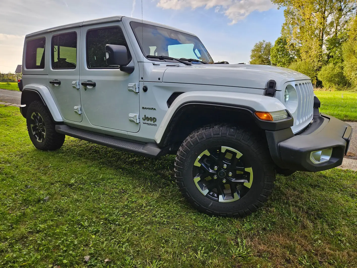 Jeep Wrangler Wrangler Unlim 2.2 Diesel Lichtevracht Au Sahara Blanc - 1