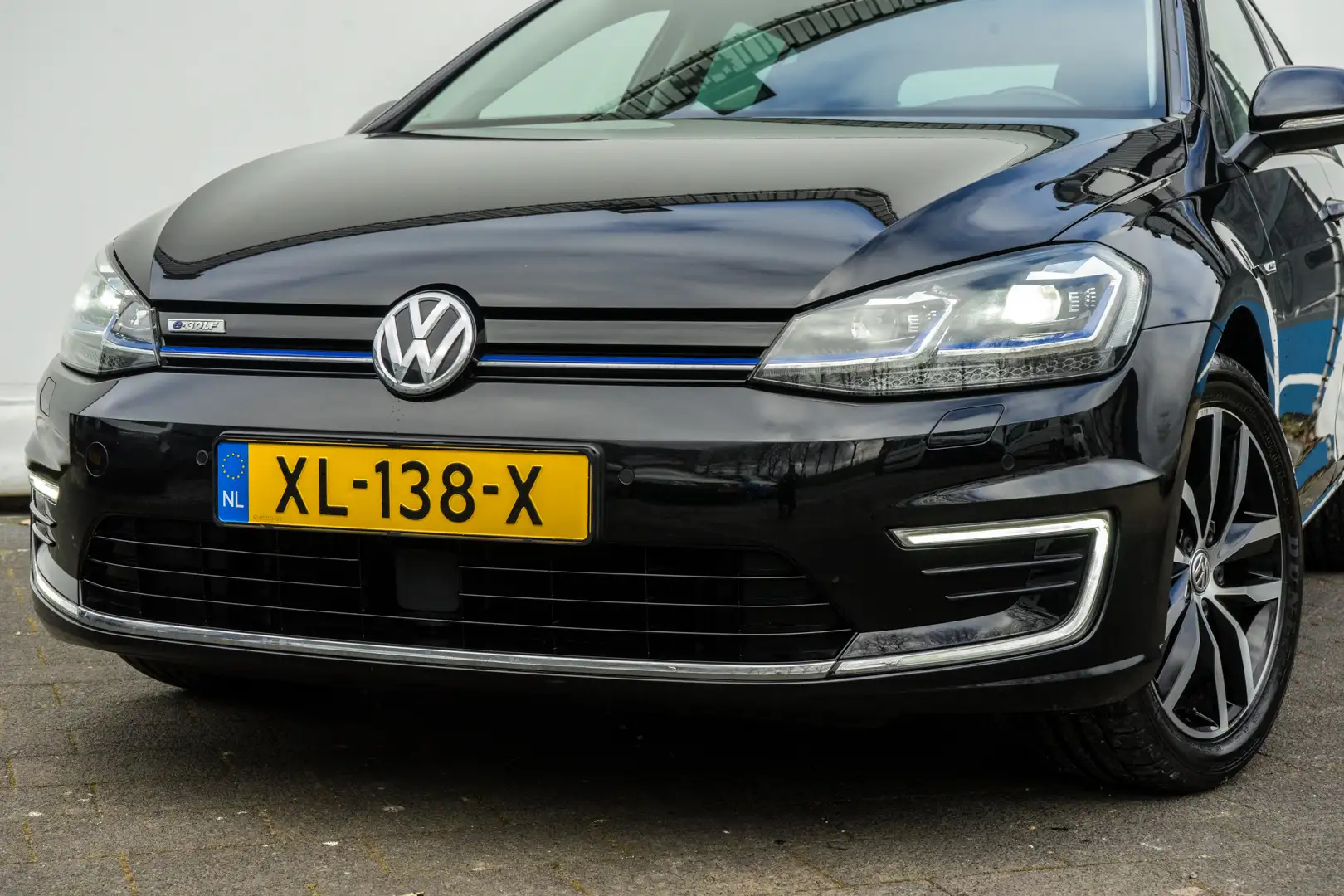Volkswagen e-Golf e-Golf/ € 15.440,- na subsidie Virtual cockpit/ Na Zwart - 2