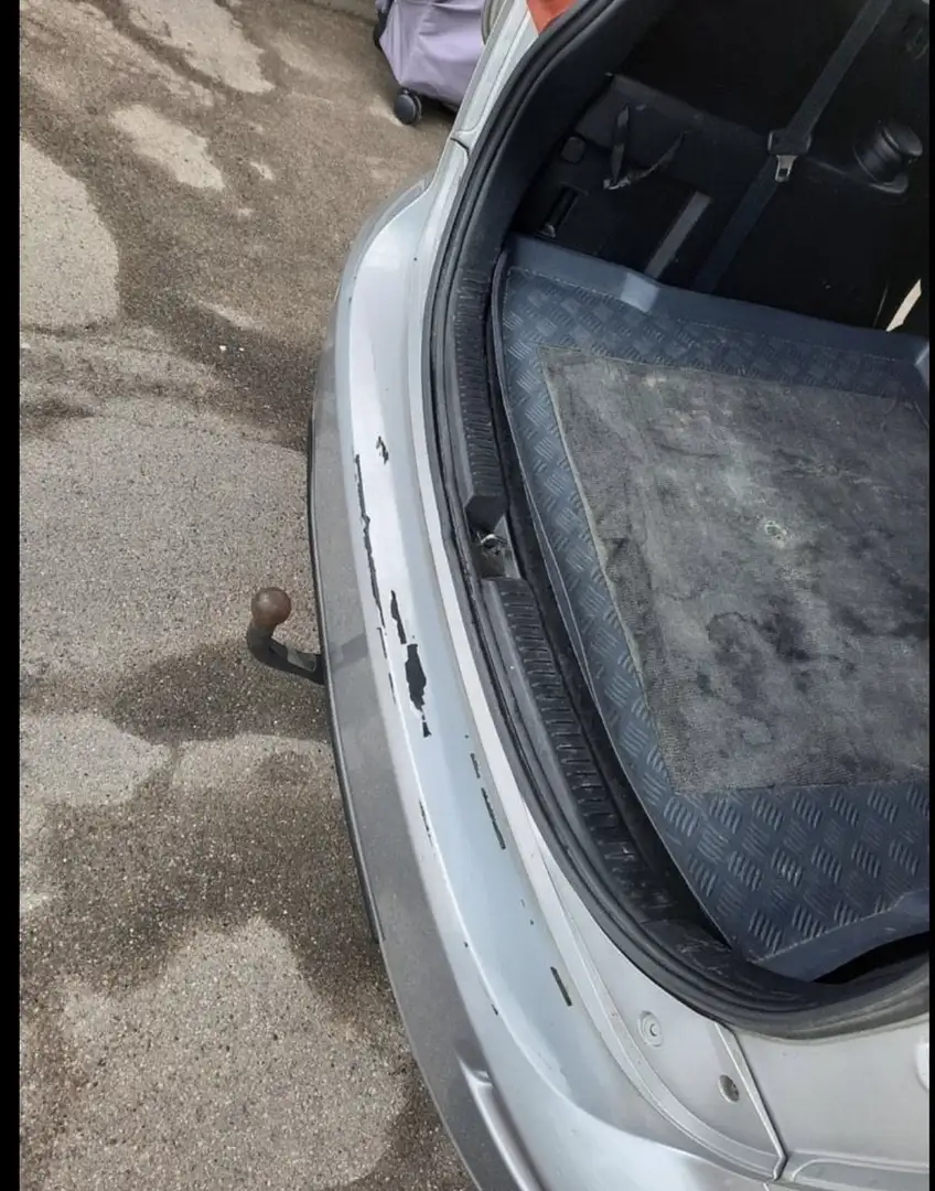 Mazda 5 2.0 CD DPF Exclusive - 2