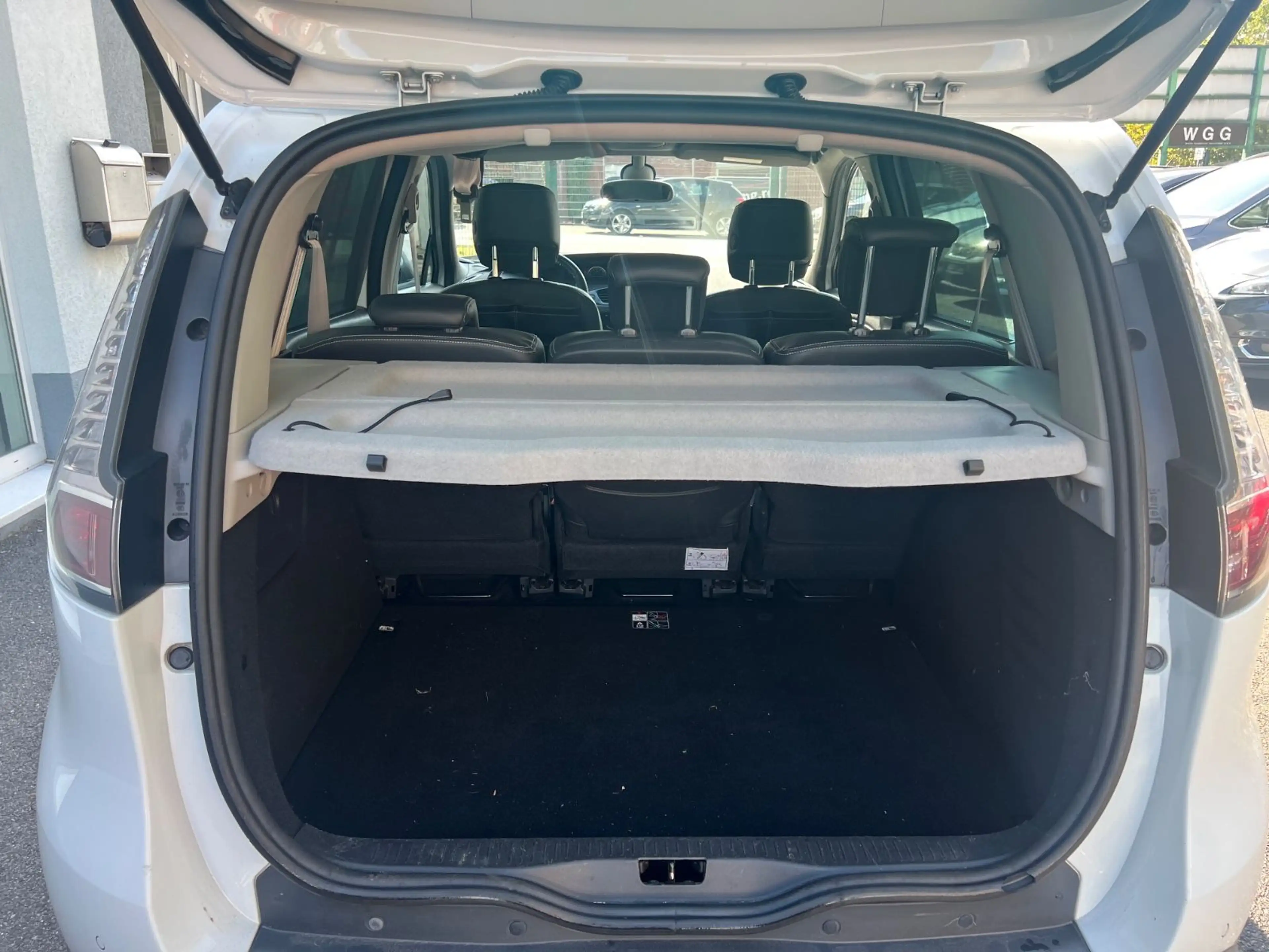 Renault Scenic III BOSE Edition"Kamera"Xenon"Automatik" — photo 15