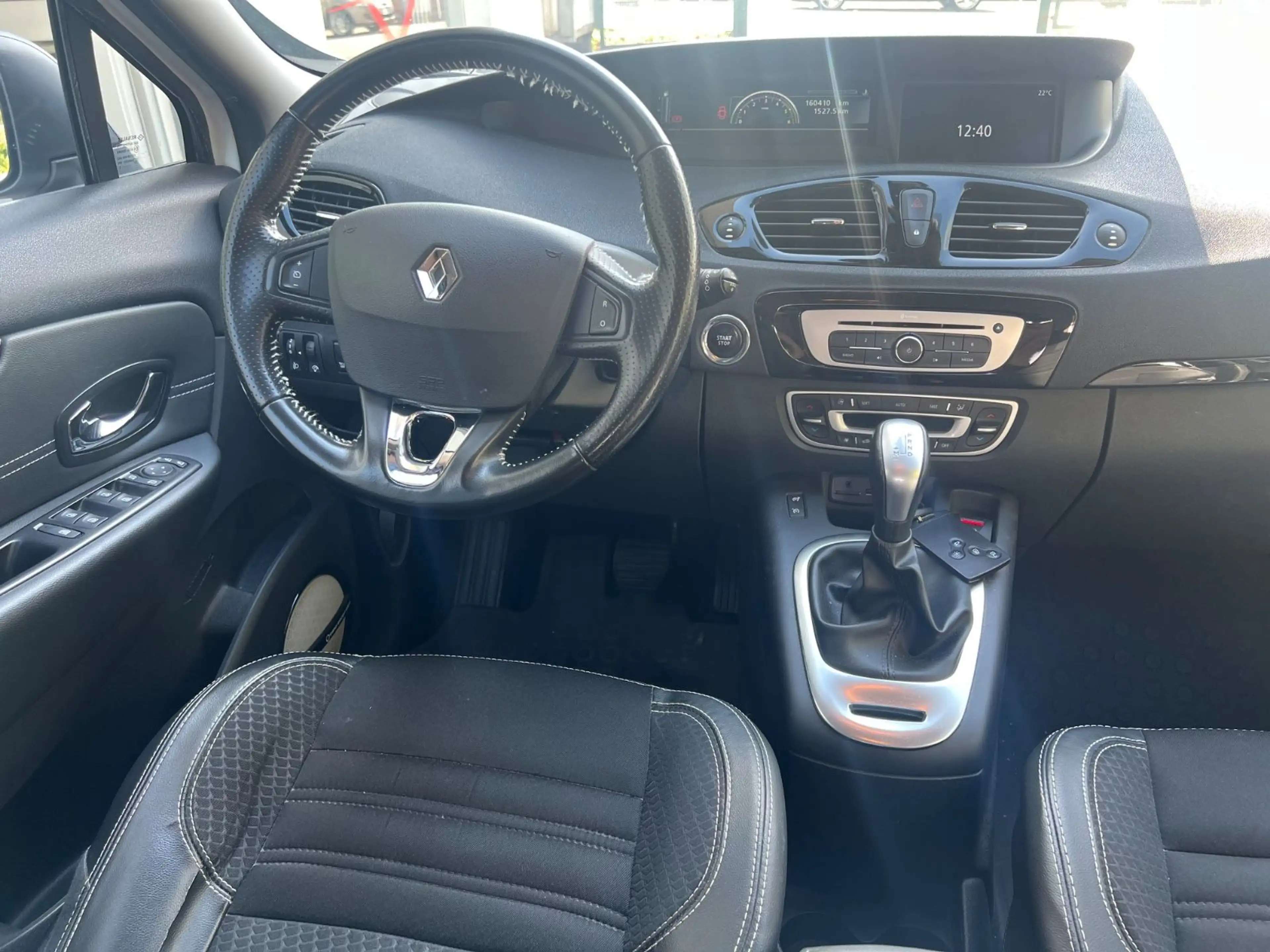 Renault Scenic III BOSE Edition"Kamera"Xenon"Automatik" — photo 9