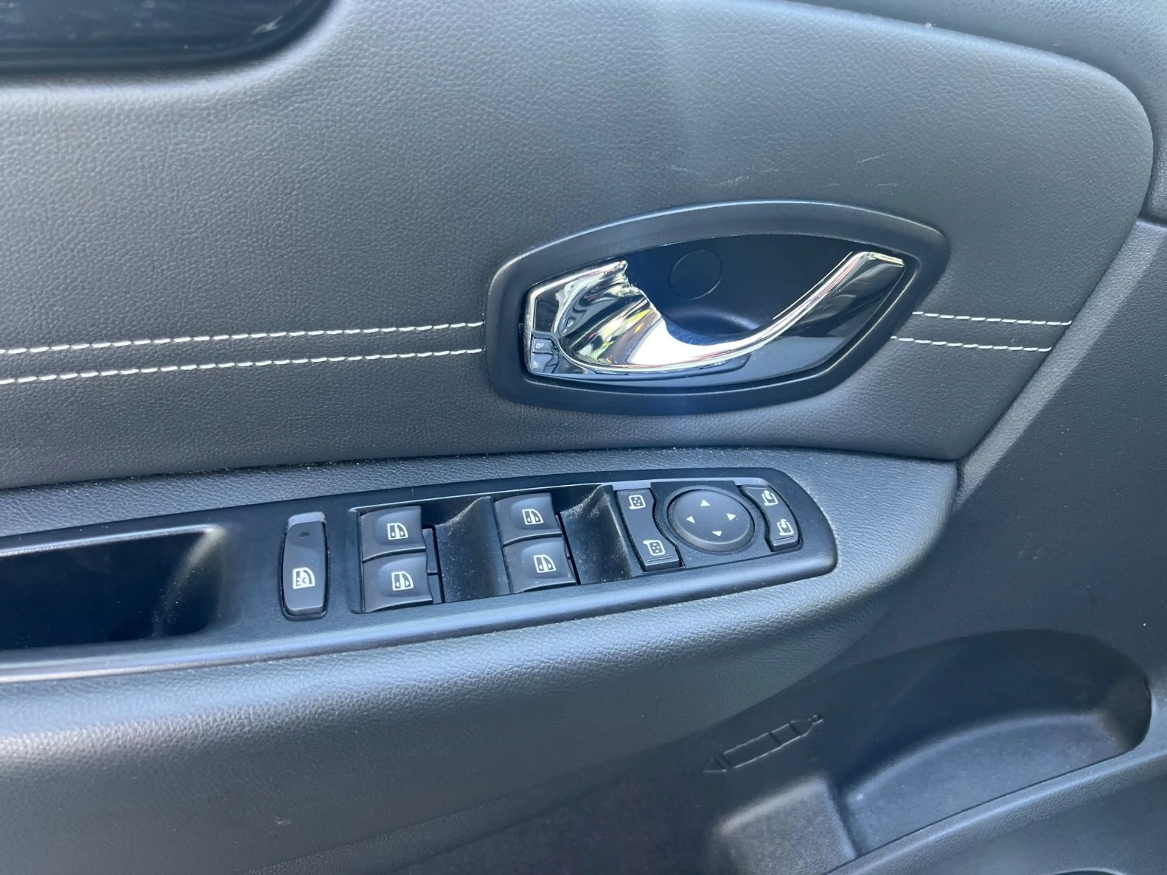 Renault Scenic III BOSE Edition"Kamera"Xenon"Automatik" — photo 11