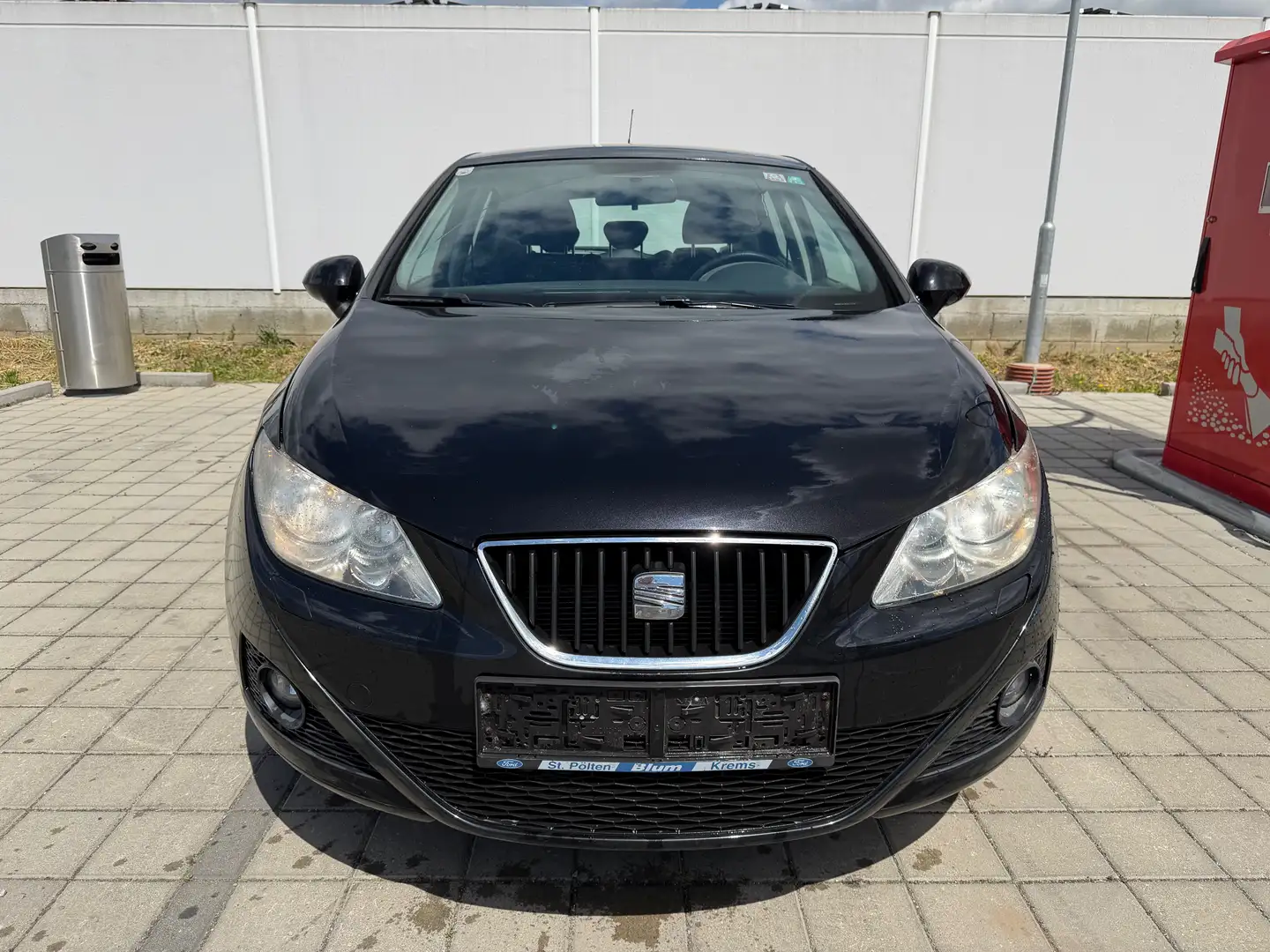 SEAT Ibiza Ibiza Reference 1,4 Reference Schwarz - 1