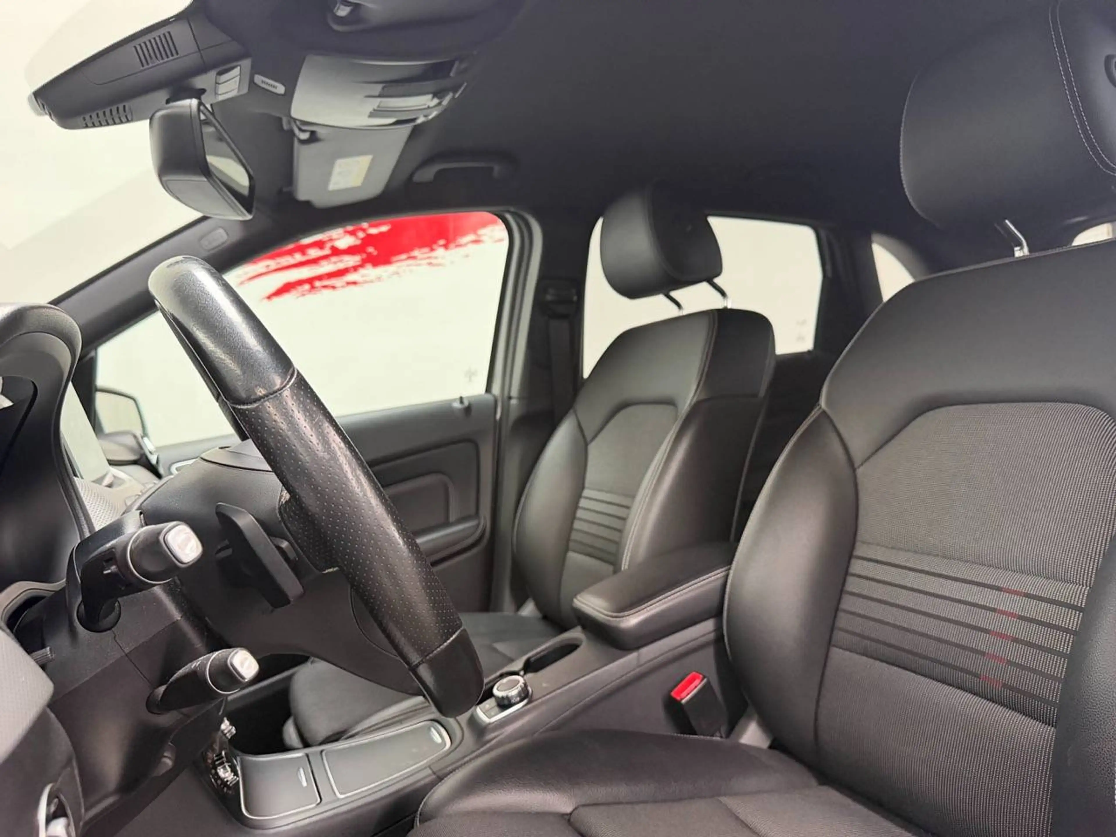 Mercedes-Benz B 200 B 200 d — photo 8