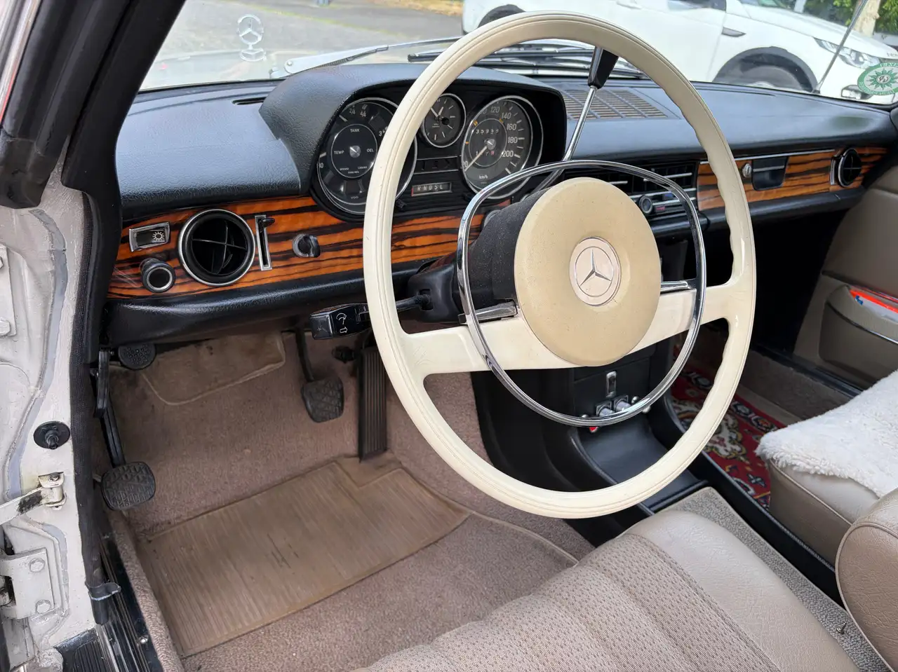 Mercedes-Benz 250 W114 Coupé Automatik, foto 11