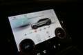 Land Rover Range Rover Velar Velar 2.0i P250 R-DYNAMIC / CAMERAS / PANO / FULL Black - thumbnail 25
