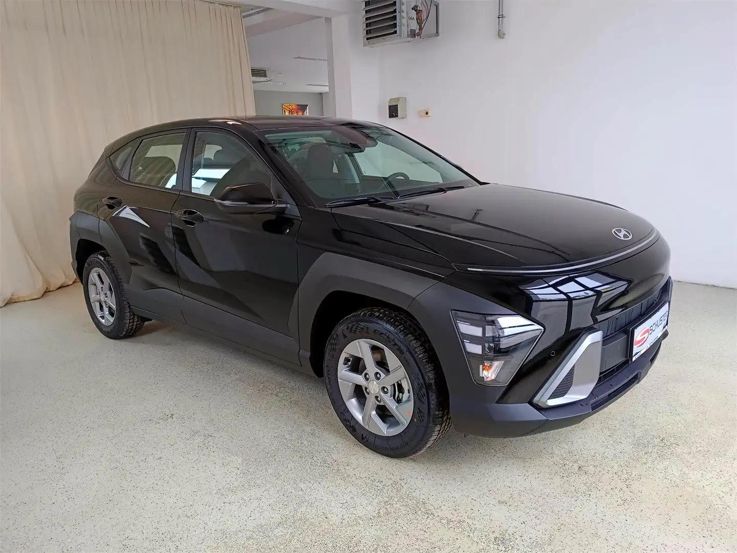 Hyundai KONA Kona HEV (SX2) Smart Line 1.6 GDI 2WD HEV k6hs1 Schwarz - 1