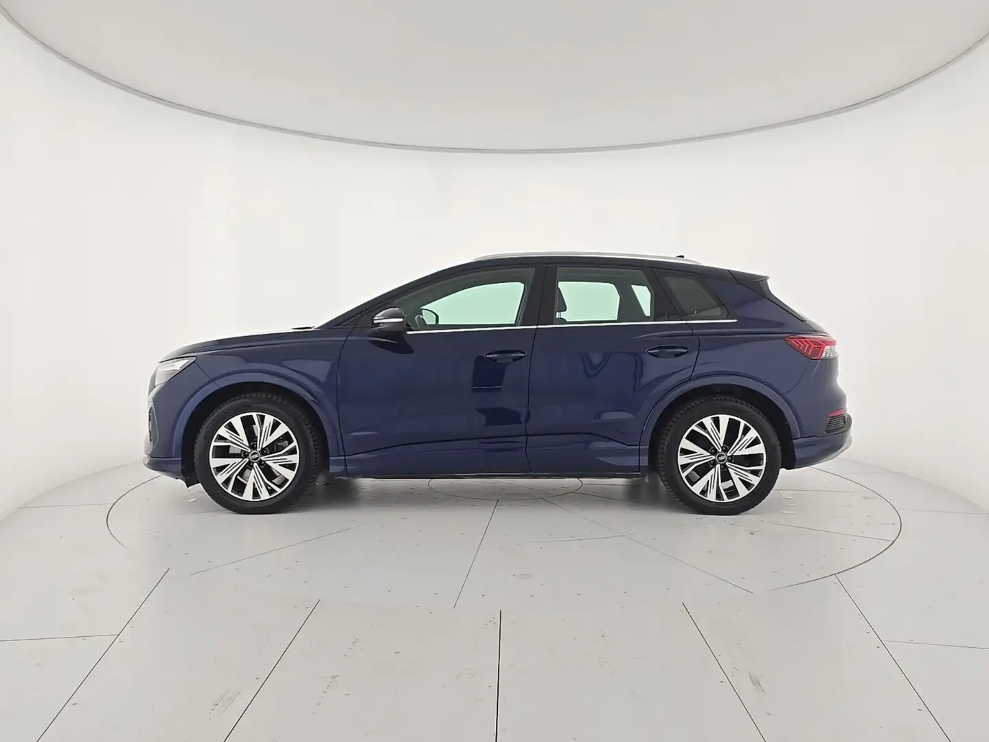 Audi Q4 e-tron Q4 40 e-tron Business Advanced Blu/Azzurro - 2