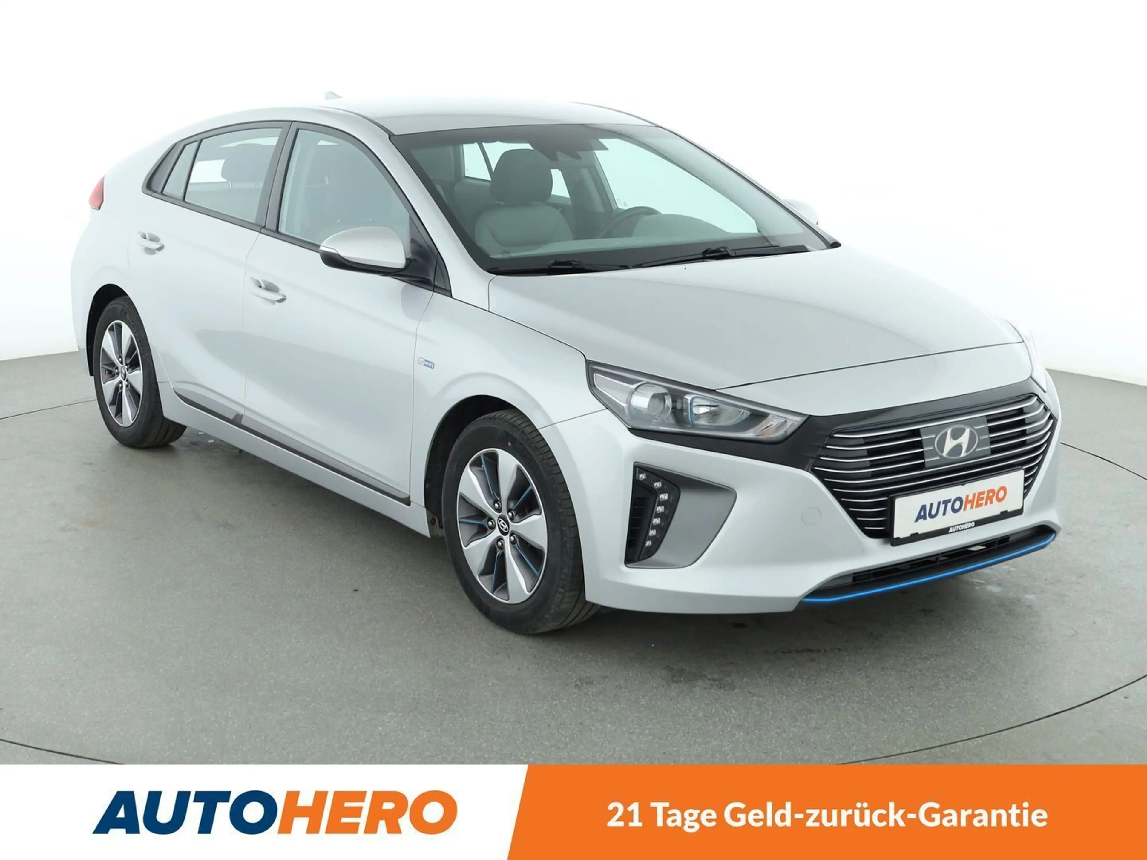 Hyundai IONIQ 1.6 Trend Plug-In Hybrid Aut.*TEMPO*CAM*PDC* — photo 8