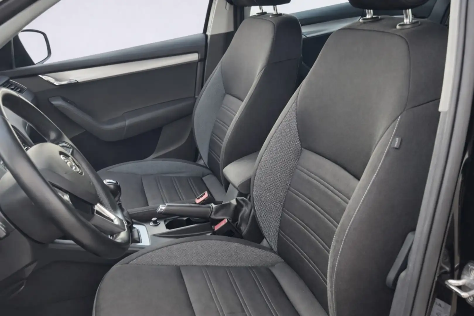 Skoda Octavia 1.4 TSI CNG Style 81kW Schwarz - 2