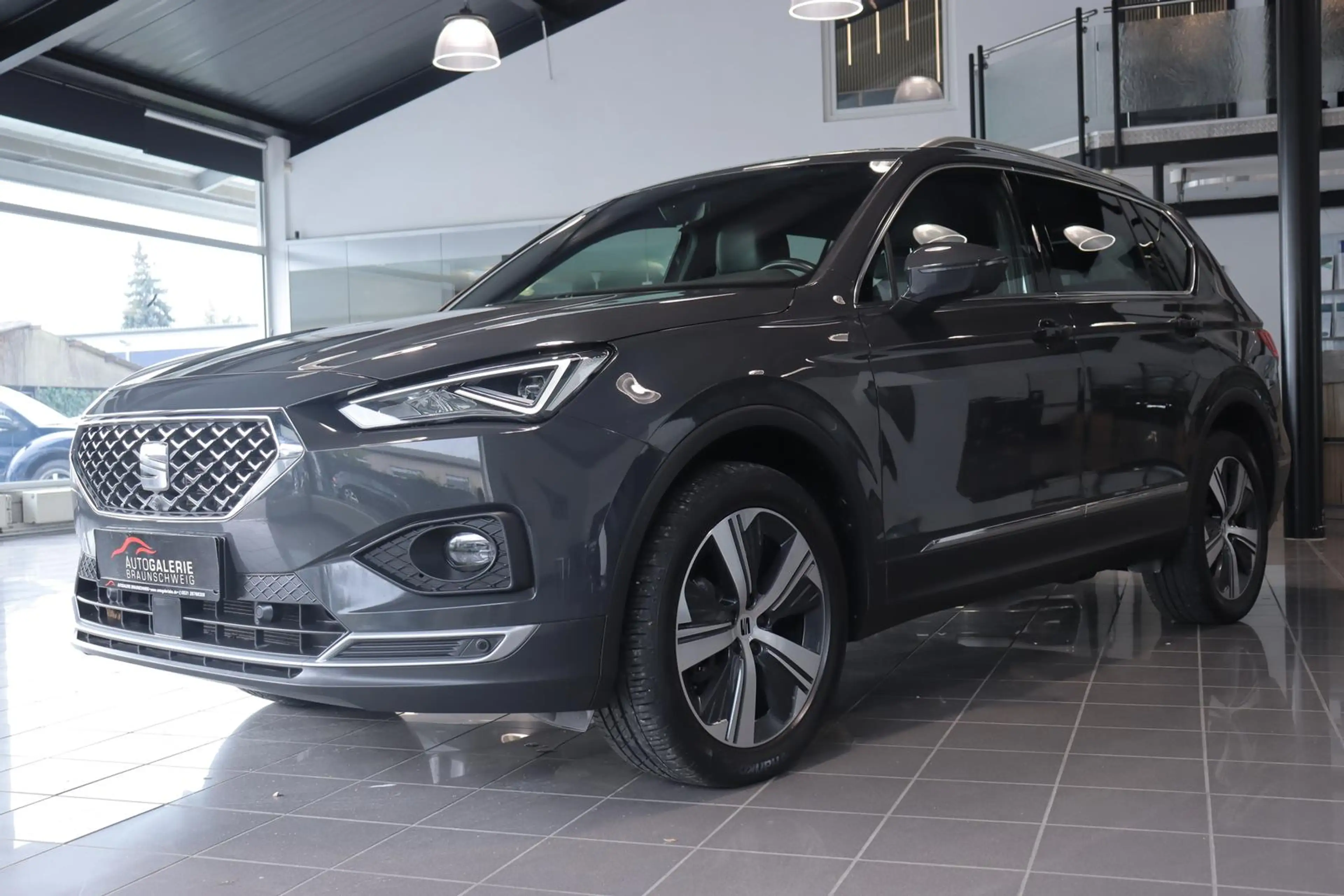 SEAT Tarraco 1.5 TSI DSG Xcellence *7-SITZE*AHK*CAM* — photo 2