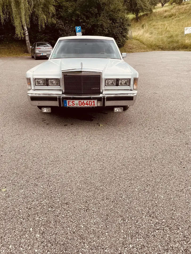 Lincoln Town Car STRETCHLIMUSINE Weiß - 1