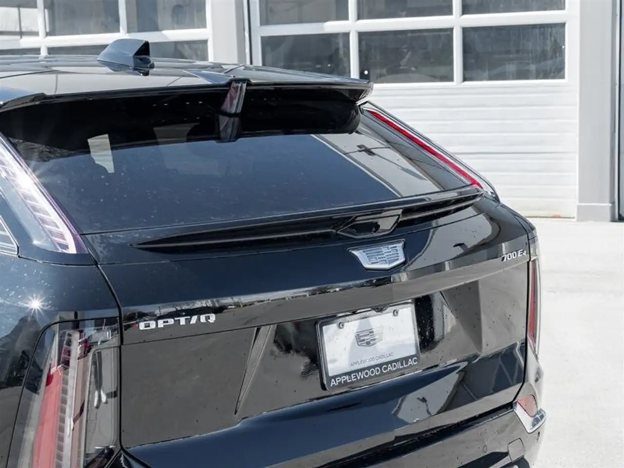 Cadillac Optiq снимка Cadillac Optiq