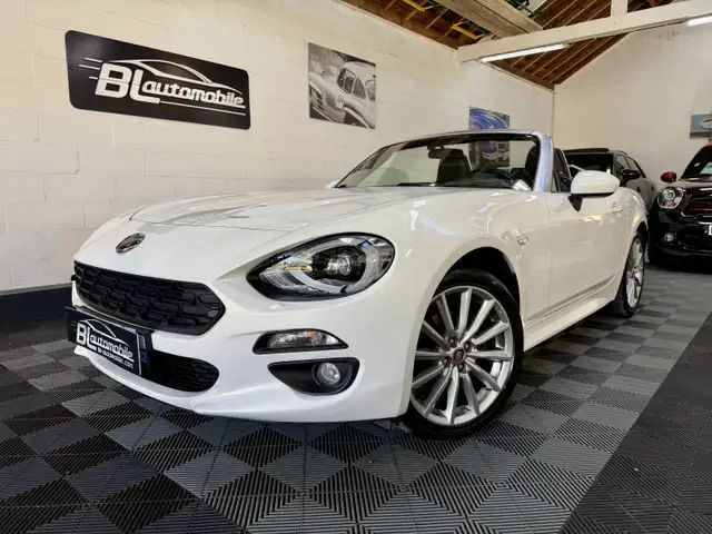 Fiat 124 Spider 1.4 MULTIAIR 140CH LUSSO GPS - Caméra - Cuir - BOSE