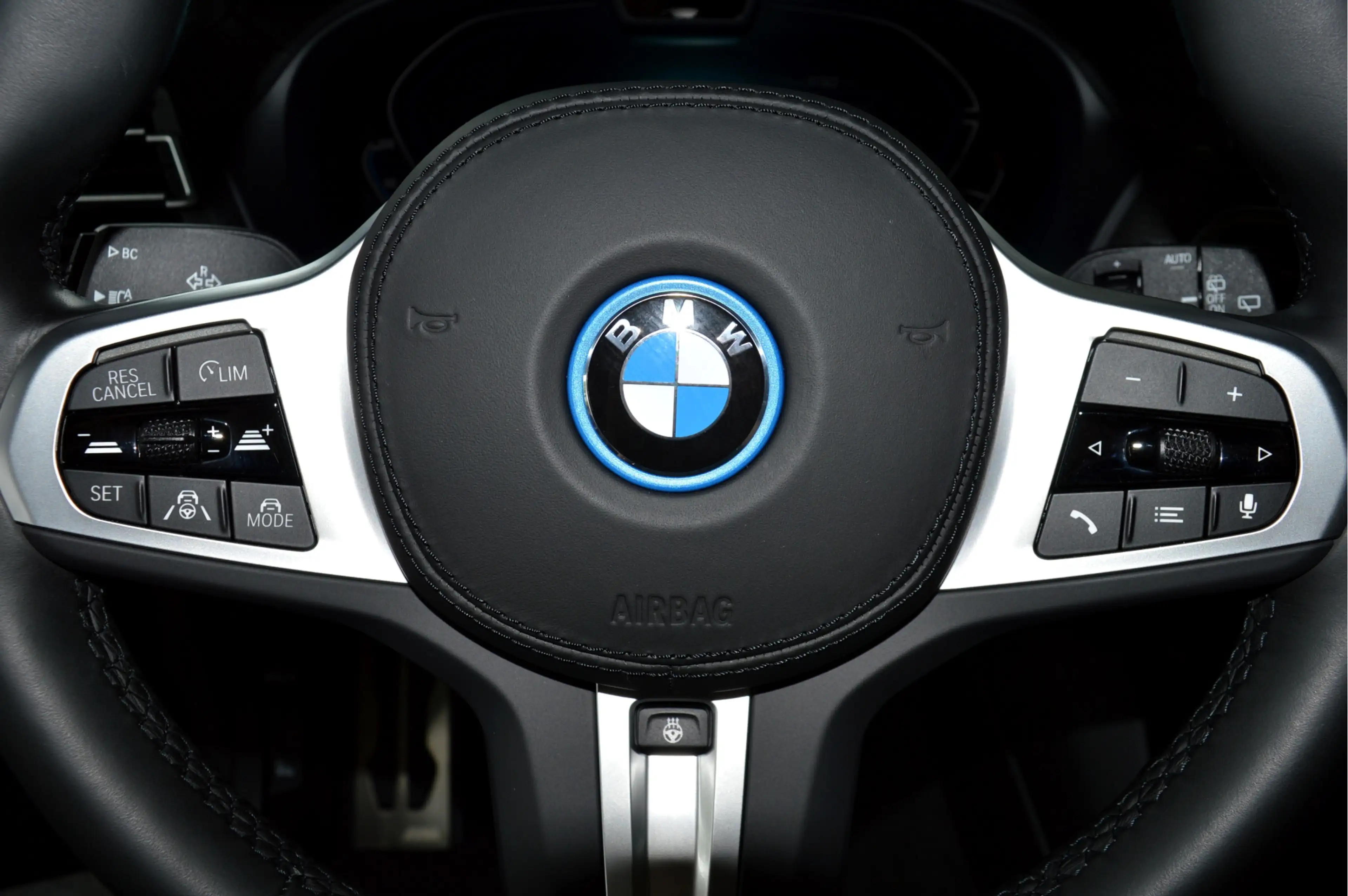 BMW iX3 High Exe M-Sportedition | Trekhaak | Stuurwiel Ver — photo 21