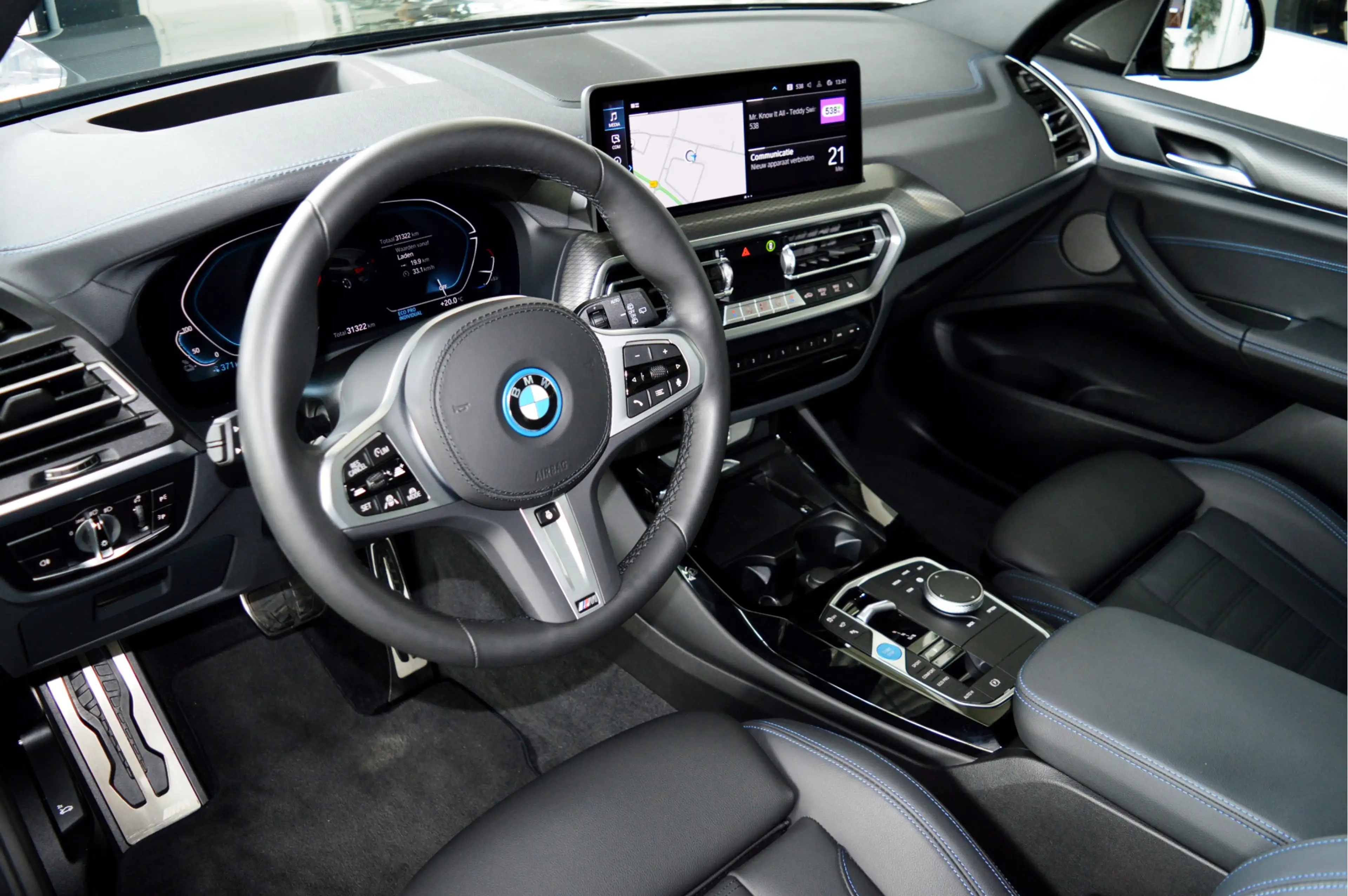 BMW iX3 High Exe M-Sportedition | Trekhaak | Stuurwiel Ver — photo 19