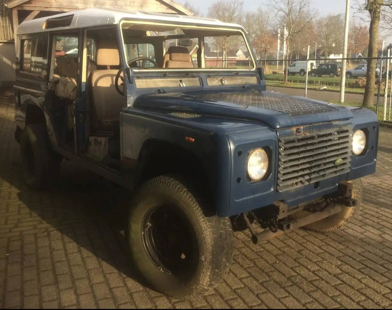 Land Rover Defender 3.5 110" Stationwag. Niebieski - 1