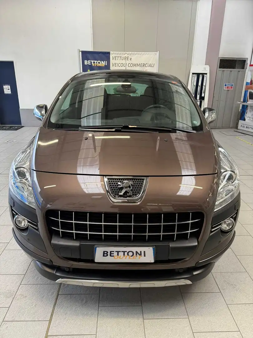 Peugeot 3008 1.6 HDi 115CV Allure Marrone - 2