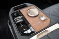 BMW iX xDrive50Sport Laser AHK Skylounge 360° Iconic crna - thumbnail 17