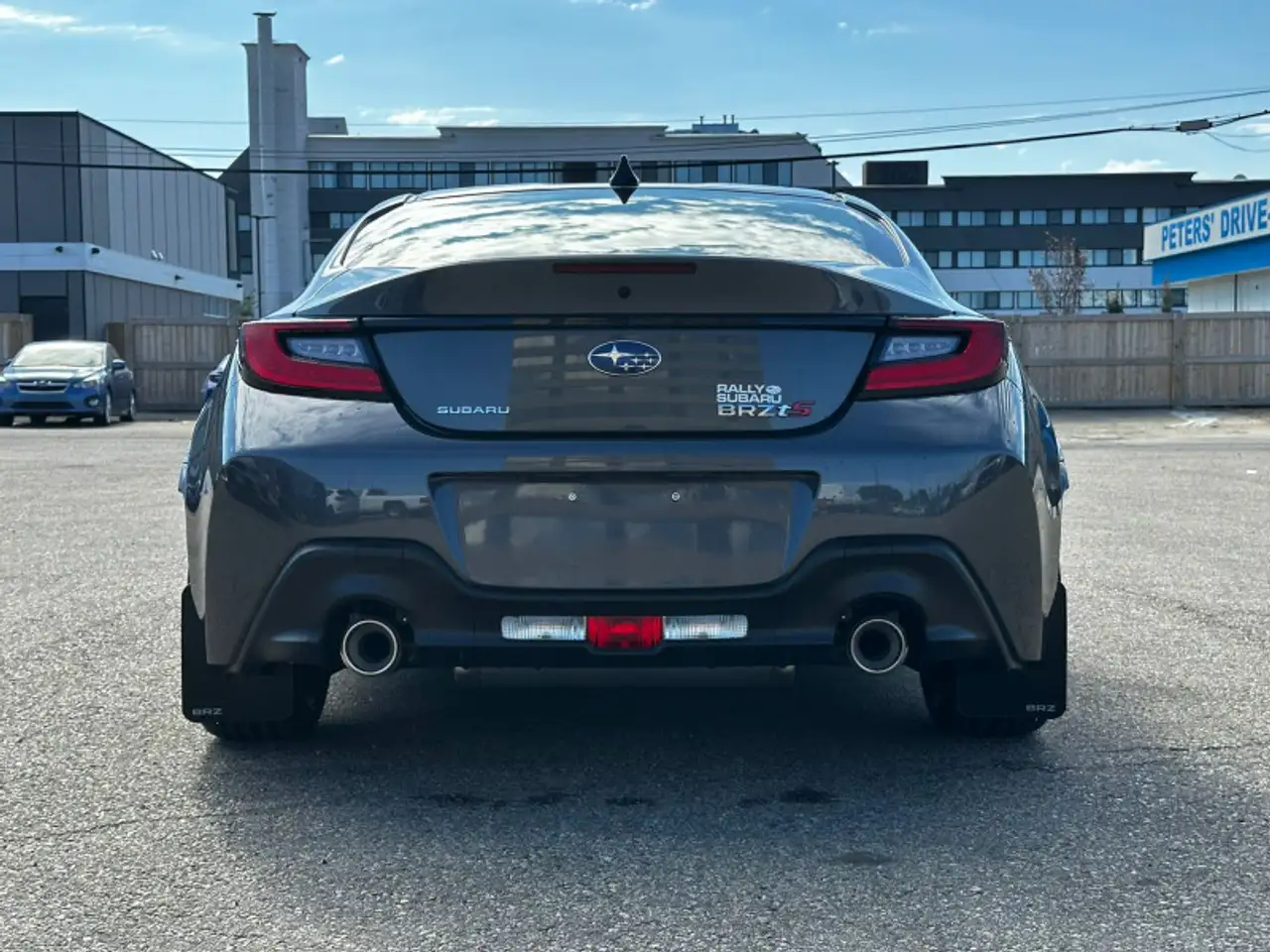 Subaru BRZ снимка Subaru BRZ