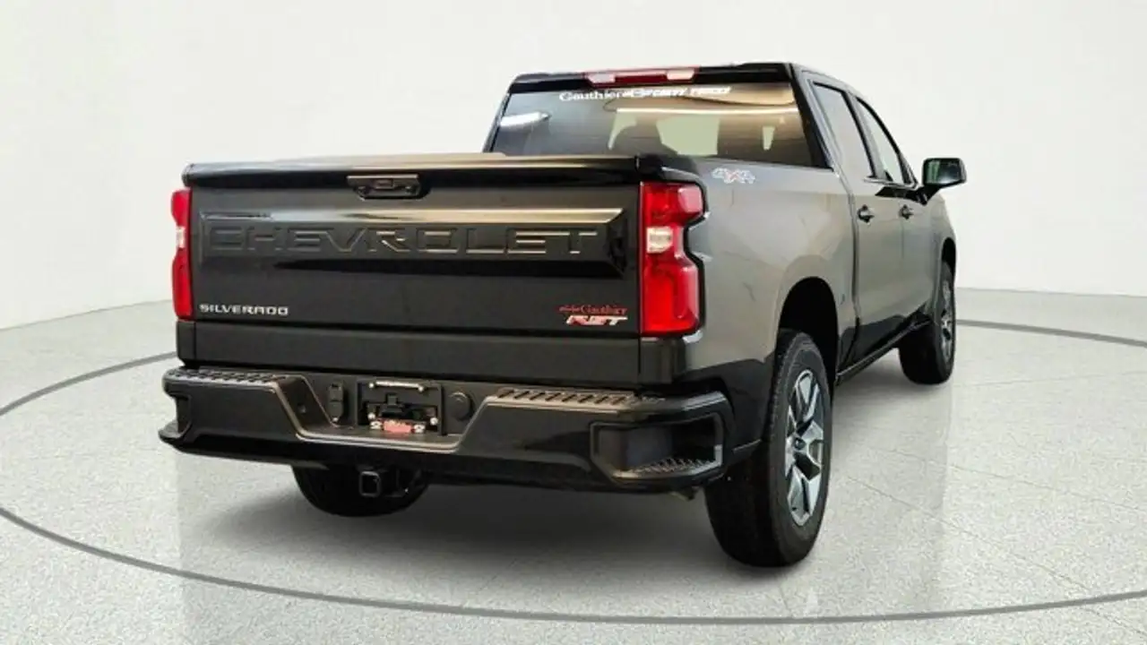 Chevrolet Silverado 1500 photo Chevrolet Silverado 1500