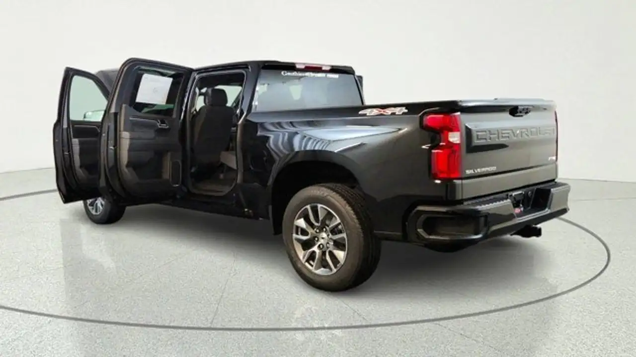 Chevrolet Silverado 1500 photo Chevrolet Silverado 1500