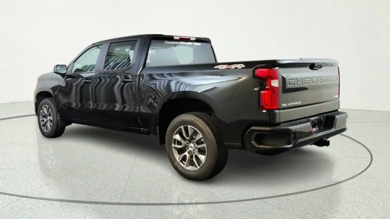 Chevrolet Silverado 1500 photo Chevrolet Silverado 1500