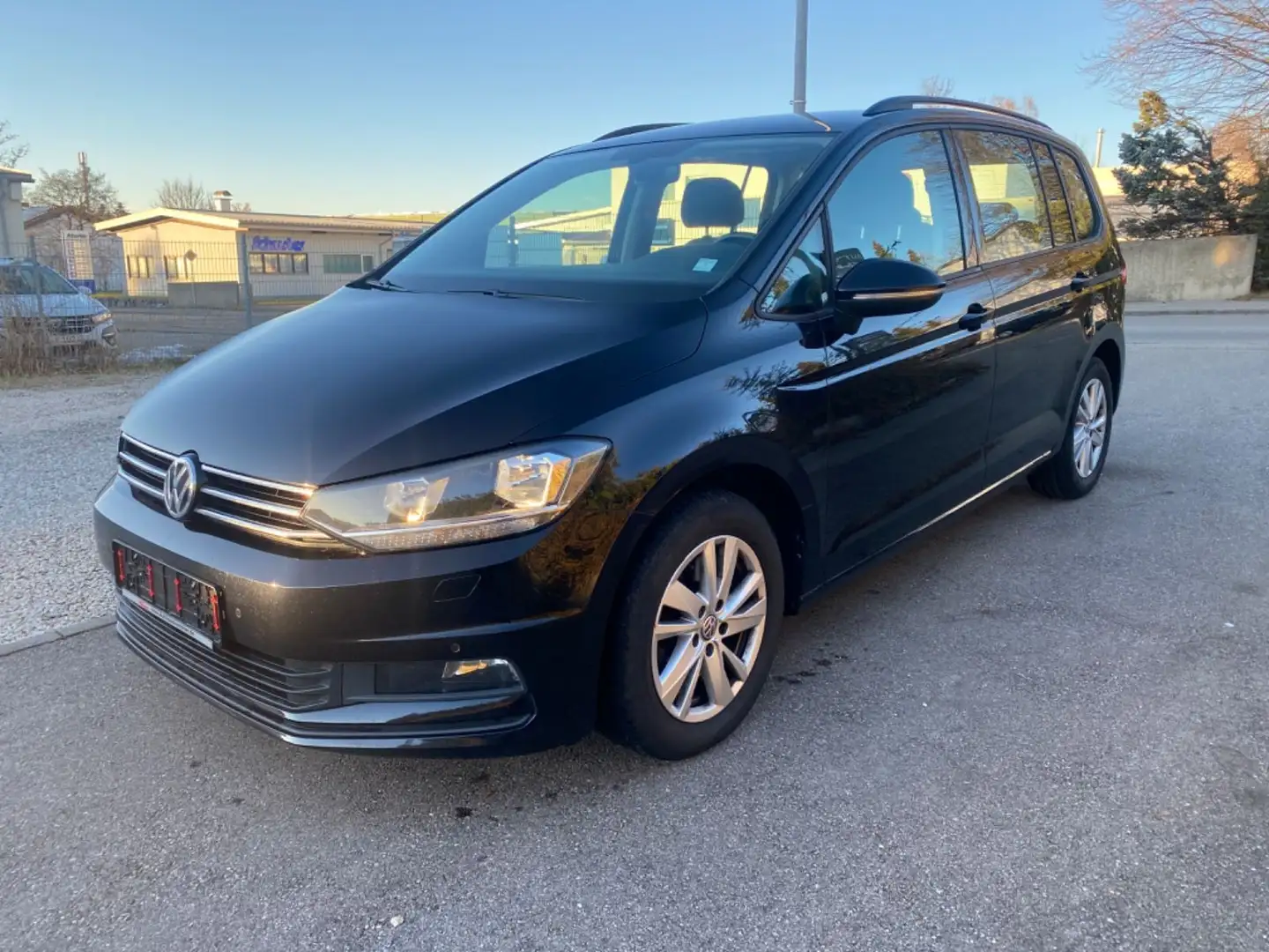 Volkswagen Touran Comfortline BMT/Start-Stopp 2.0 TDI Negro - 2